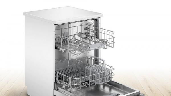 Bosch SGS2ITW08G free standing dishwasher 