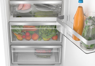 Bosch KIR81ADD0G Built In Larder Fridge with SoftClose Hinges