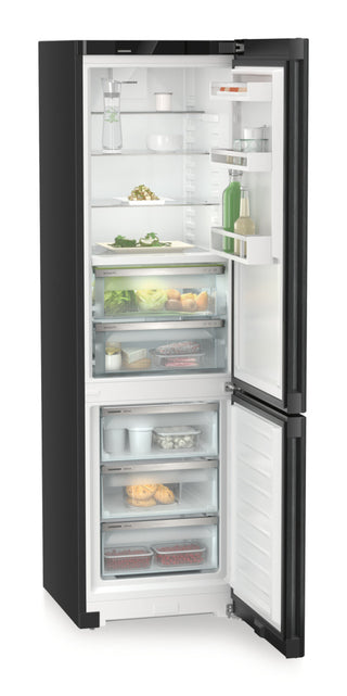 Liebherr CBNbdc573i Free Standing Fridge Freezer